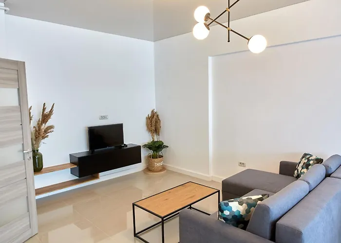 Zev Mediteraneo Năvodari